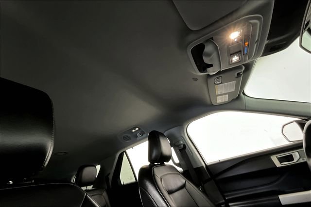 Used 2023 Ford Explorer Limited image 22