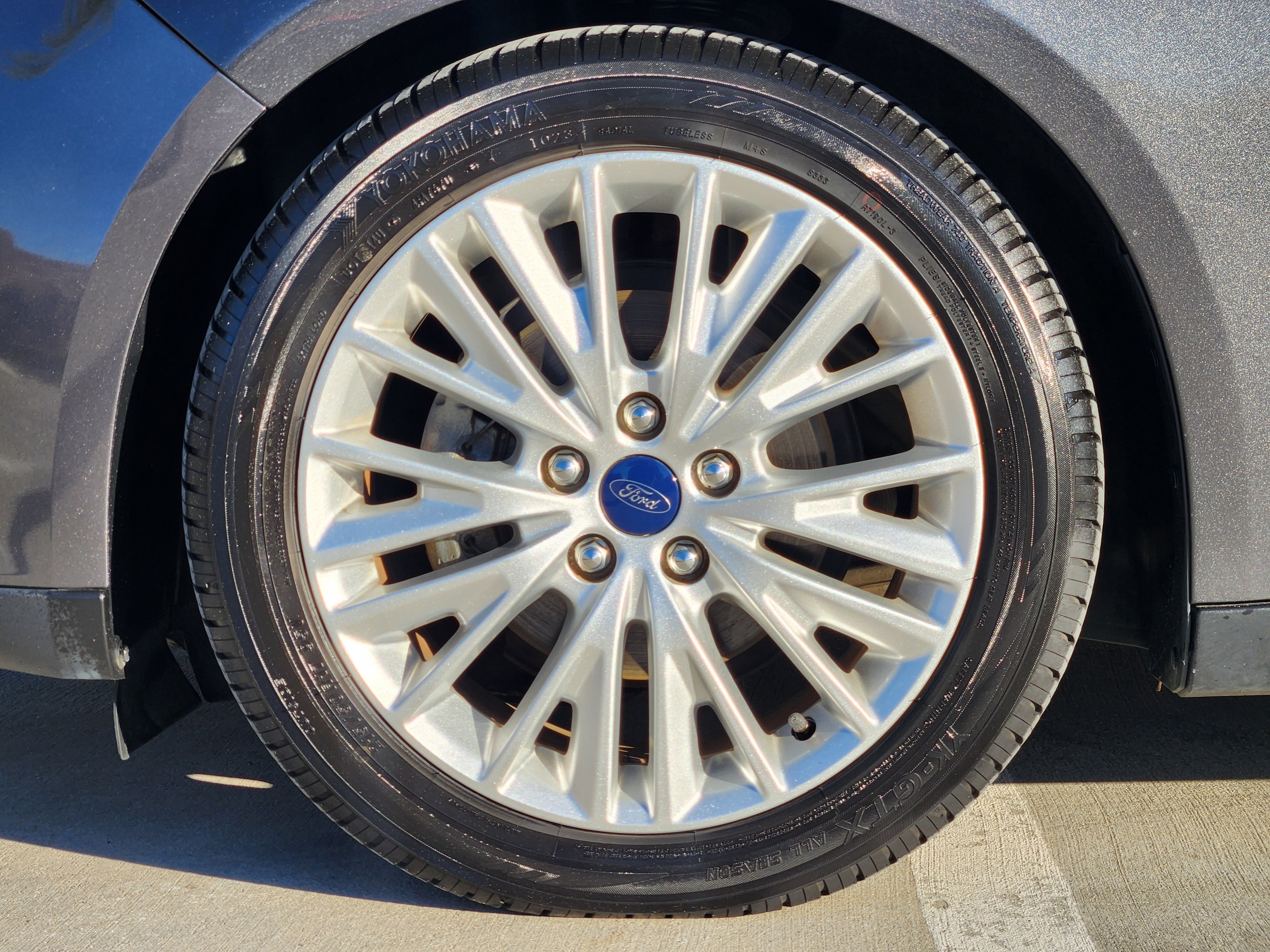 Used 2017 Ford Focus Titanium image 11