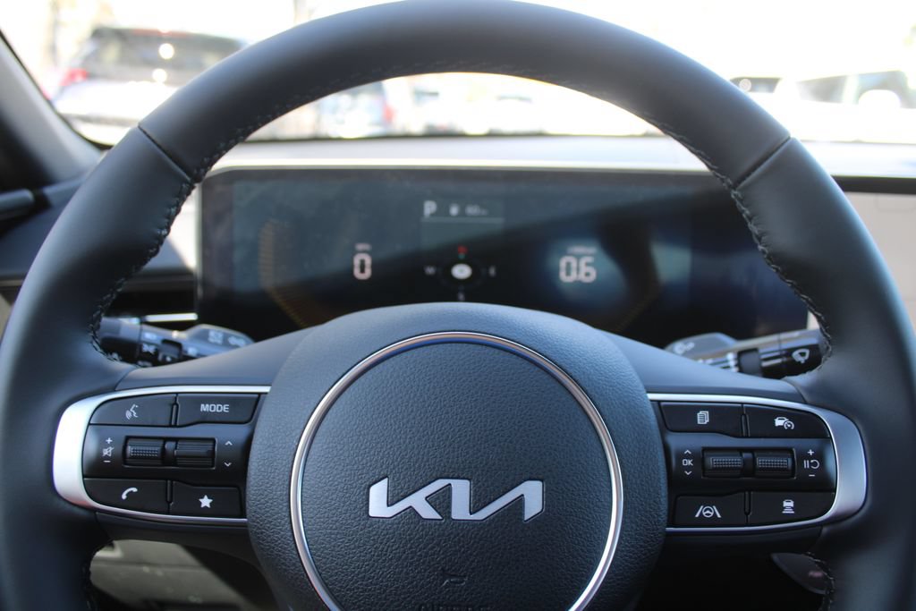 New 2026 Kia K5 GT-Line w/ GT-Line Premium Package FWD image 25