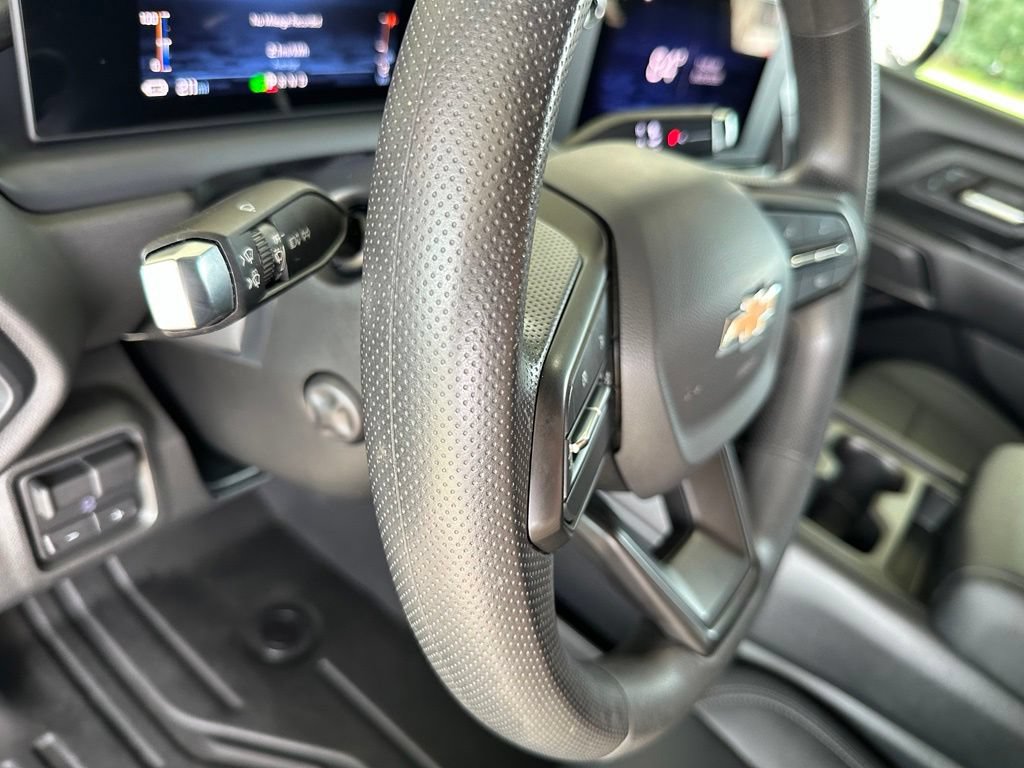 Used 2024 Chevrolet Silverado EV W/T AWD/4WD image 18