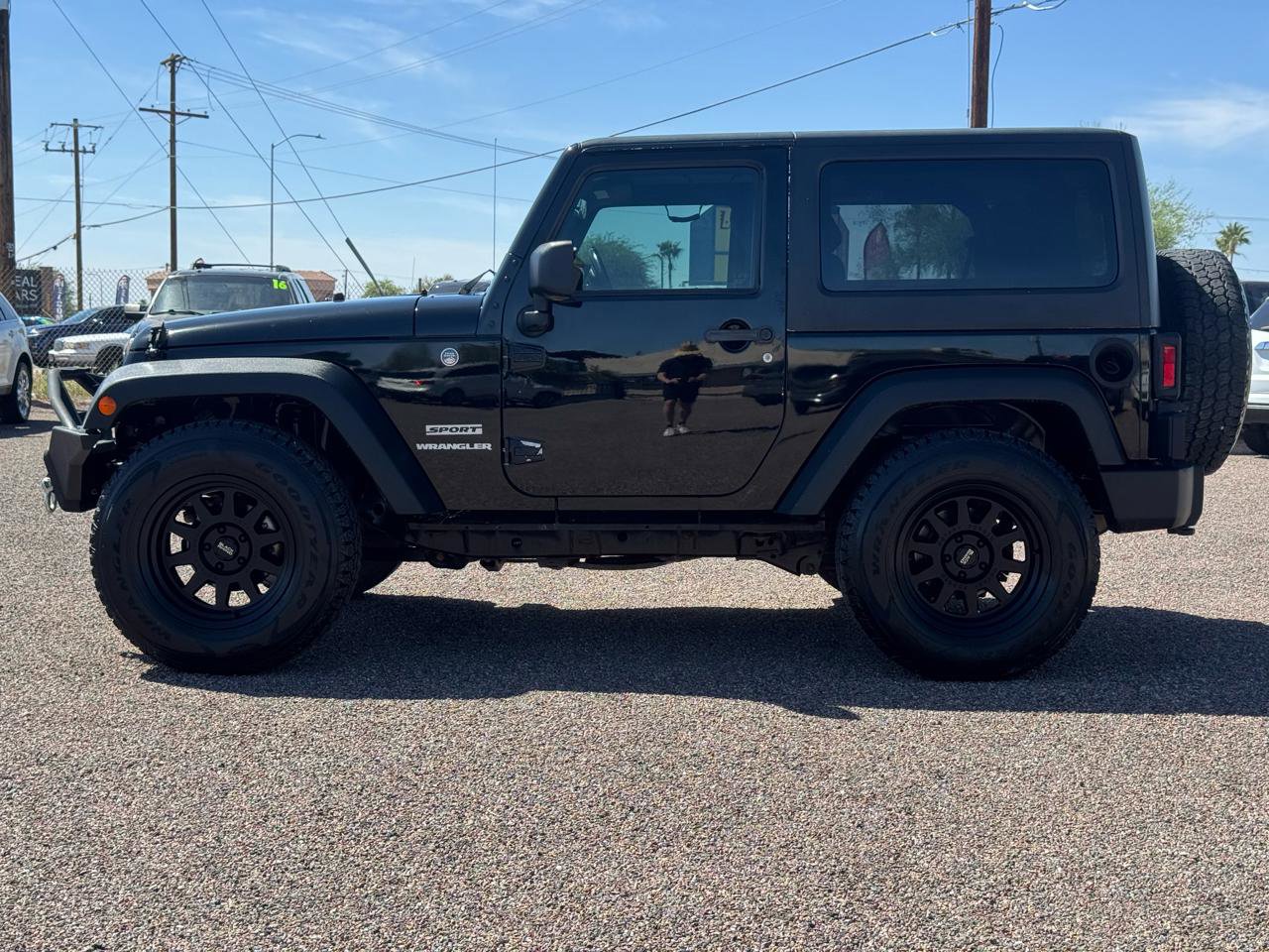 Used 2012 Jeep Wrangler Sport w/ Connectivity Group AWD/4WD image 3