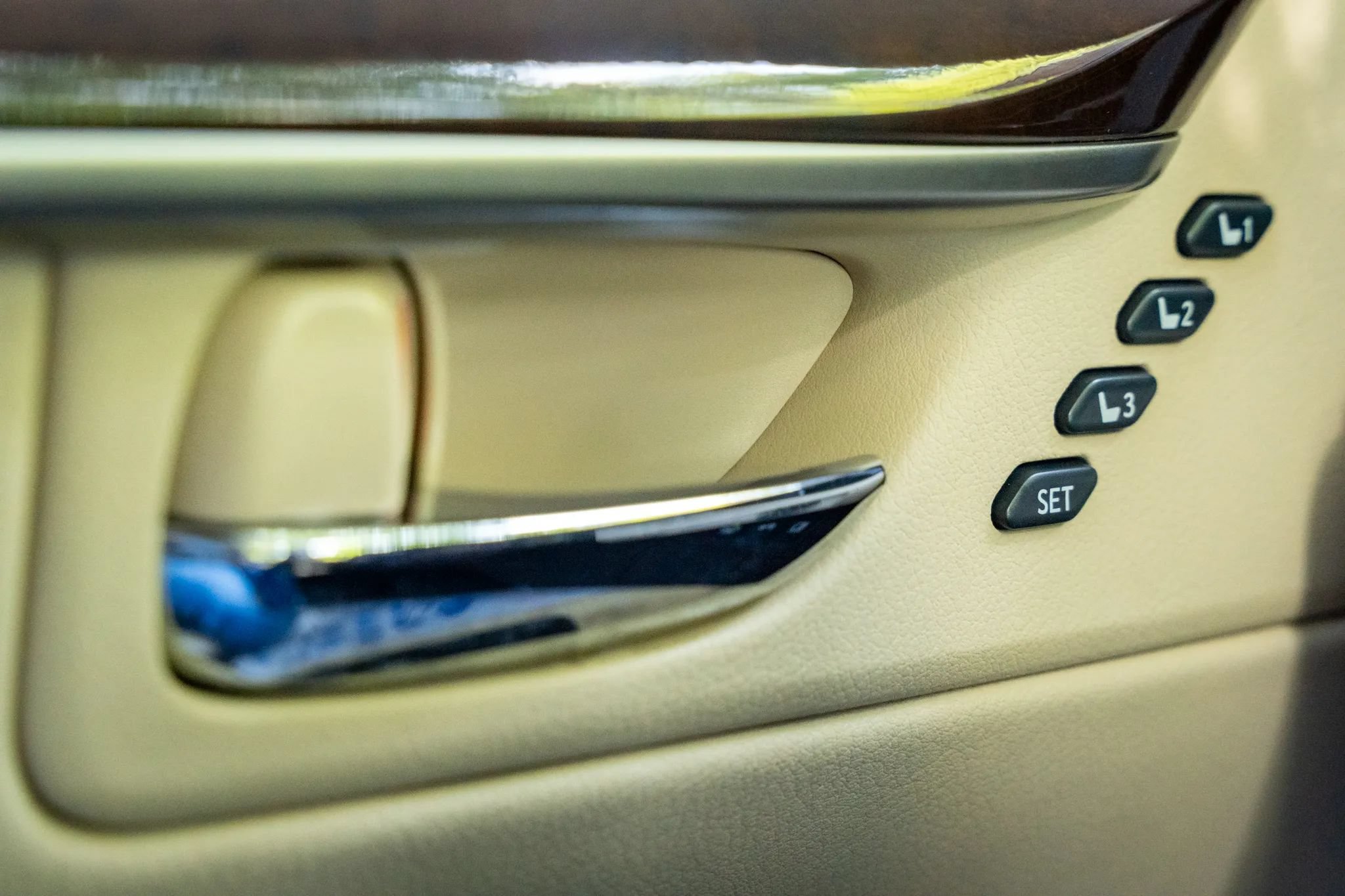 Used 2017 Lexus ES 350 w/ Luxury Package FWD image 27