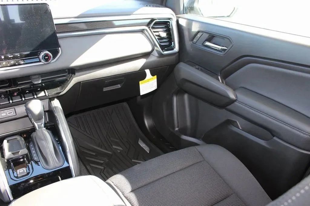 New 2026 GMC Canyon Elevation image 30