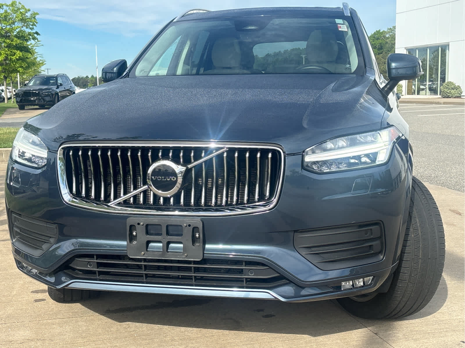 Used 2023 Volvo XC90 B5 Core w/ Protection Package Premier AWD/4WD image 3
