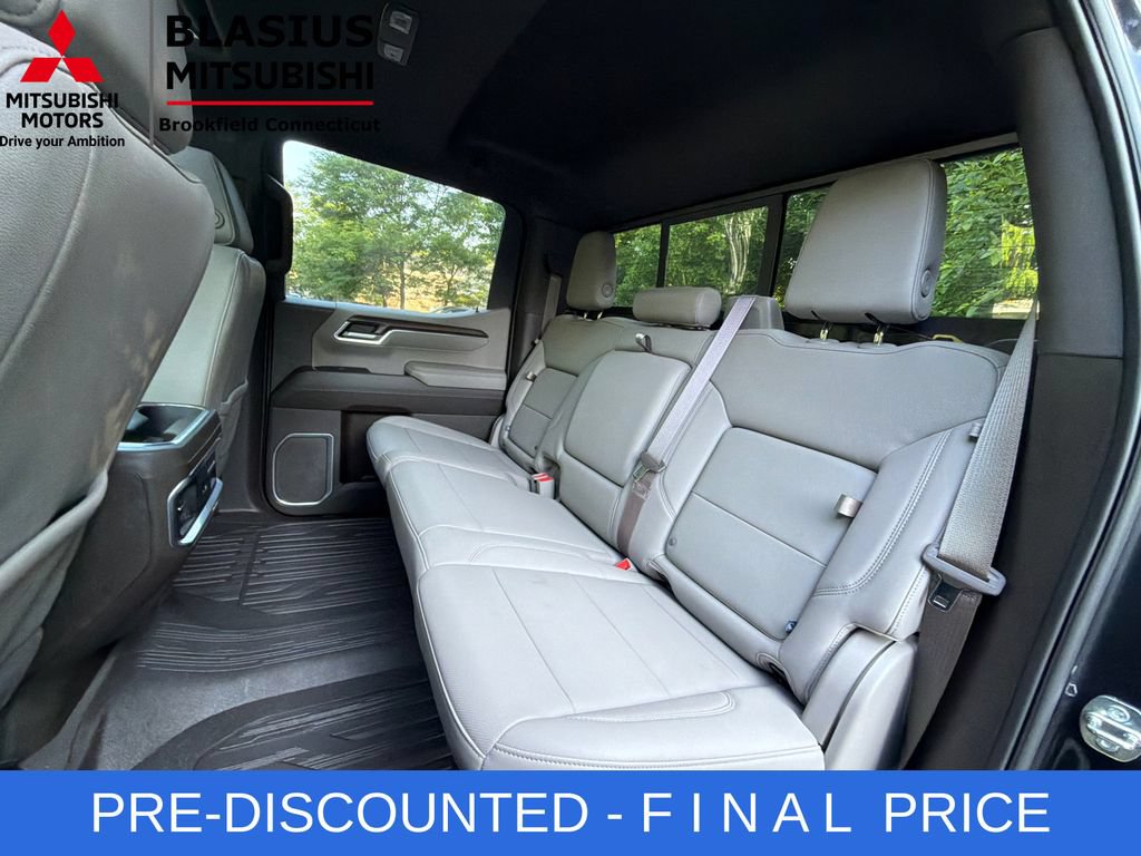 Used 2023 GMC Sierra 1500 SLT w/ SLT Premium Package AWD/4WD image 37