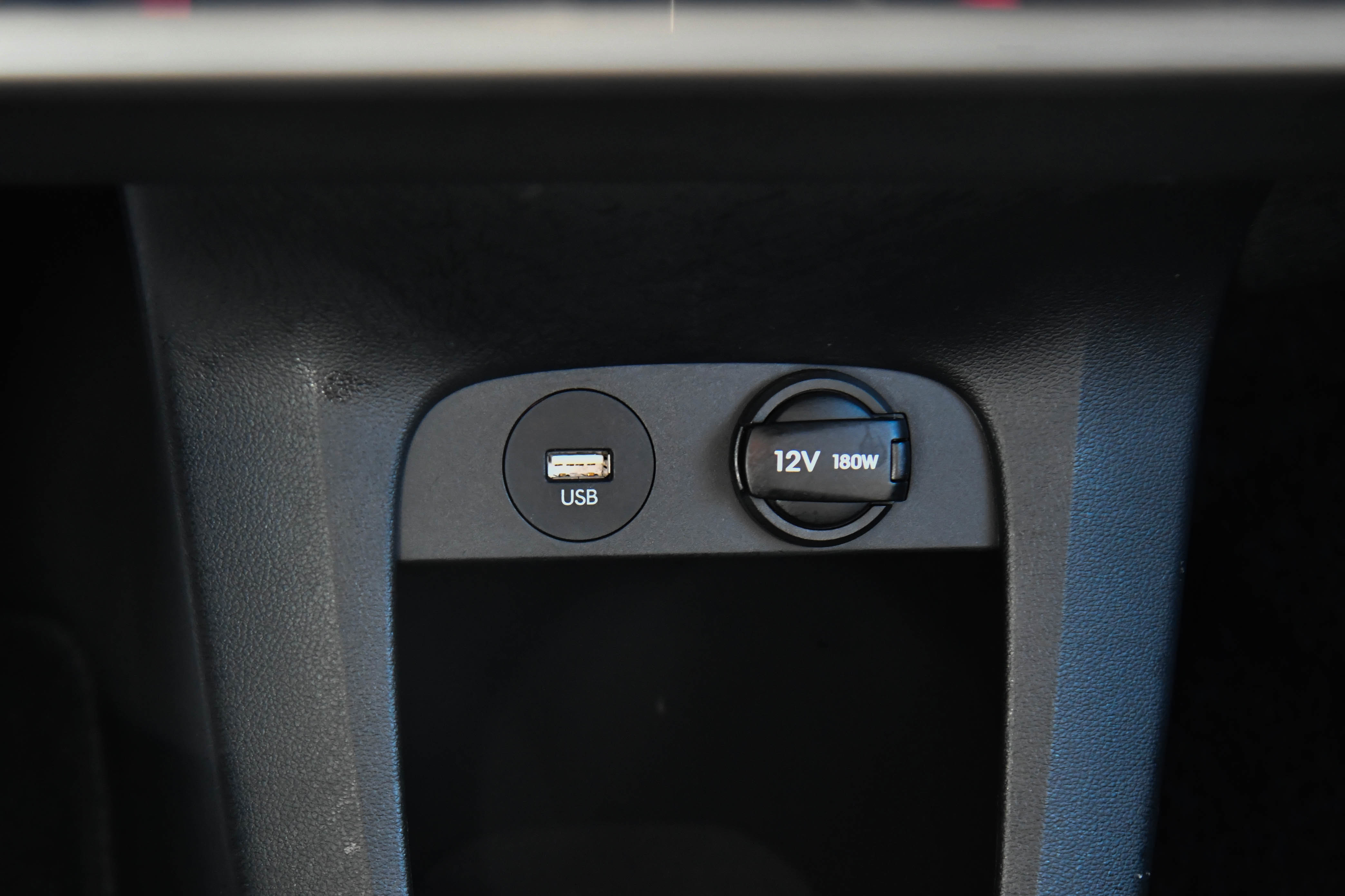 Used 2024 Hyundai Ioniq 5 SE image 26