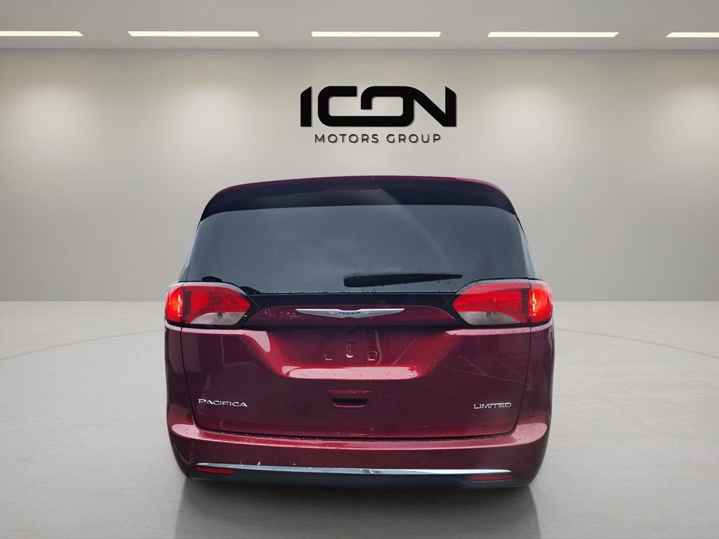 Used 2020 Chrysler Pacifica Limited FWD image 3