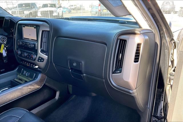 Used 2018 GMC Sierra 2500 Denali w/ Duramax Plus Package image 16