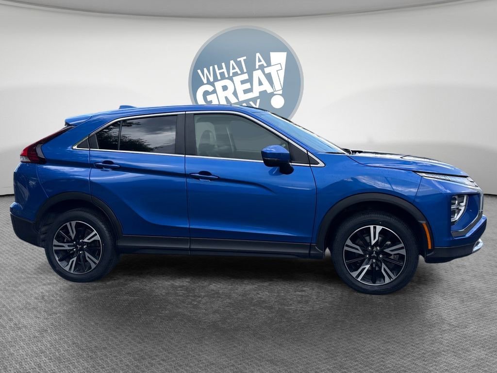 Used 2024 Mitsubishi Eclipse Cross AWD image 2