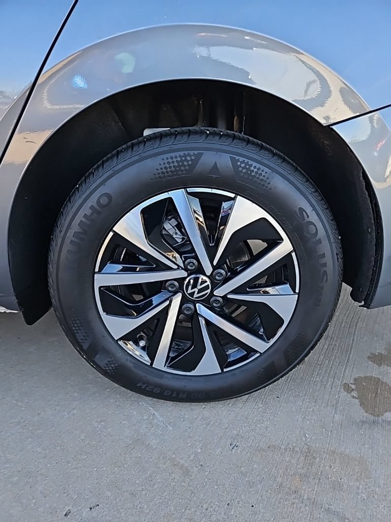 New 2025 Volkswagen Jetta S FWD image 9