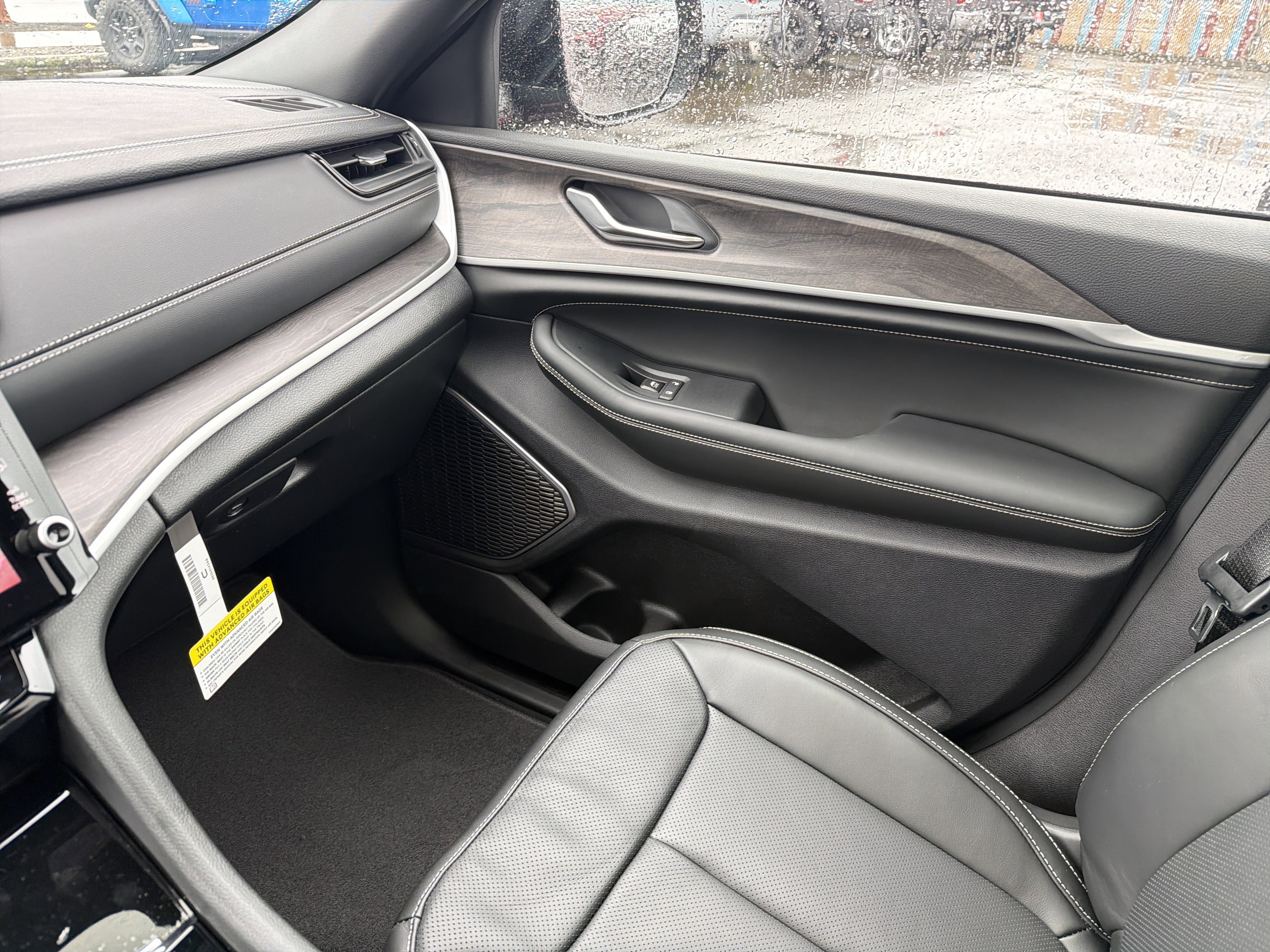 New 2026 Jeep Grand Cherokee Limited Reserve image 24