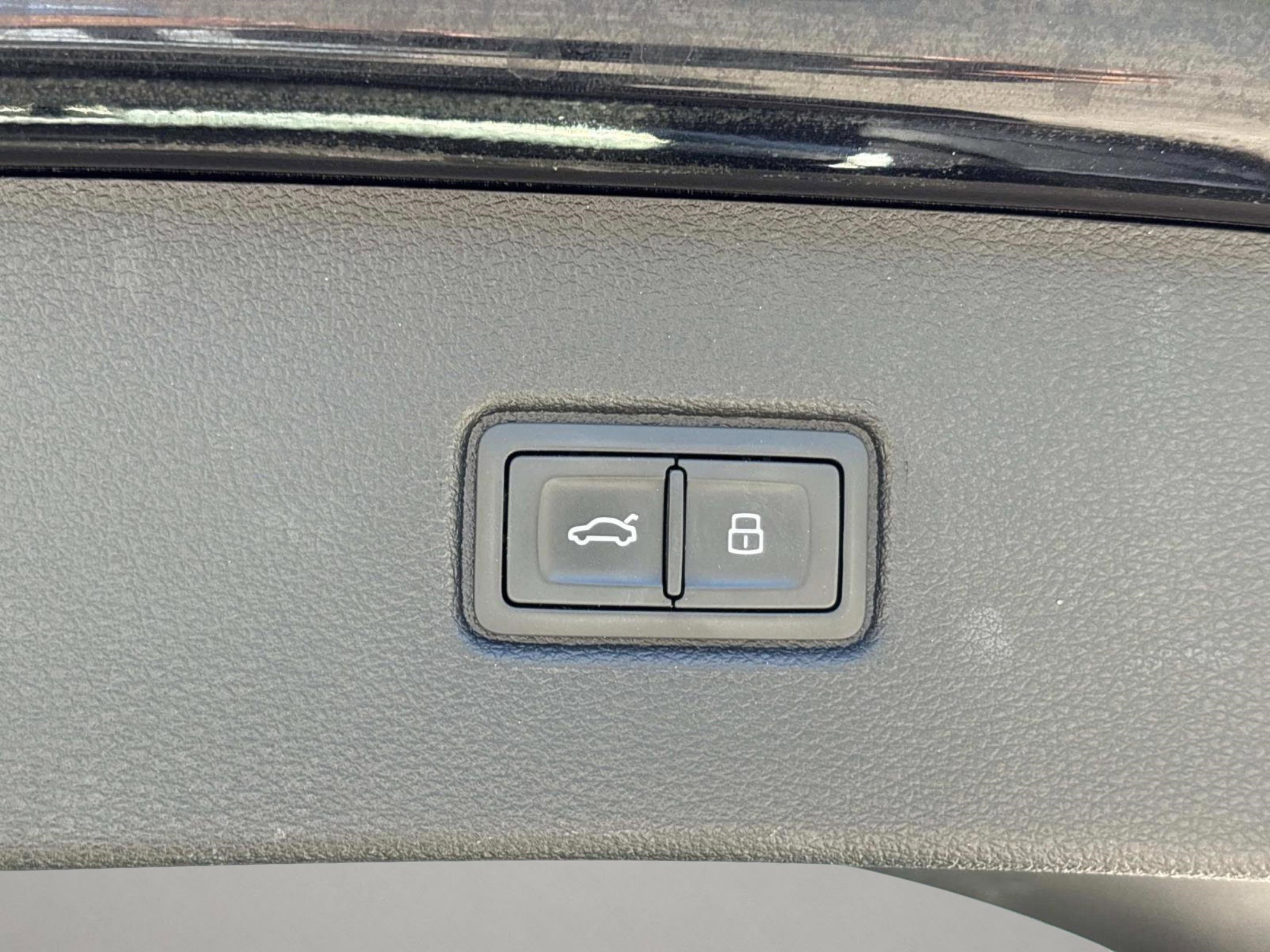 Used 2019 Audi Q7 2.0T Premium w/ Convenience Package AWD/4WD image 10