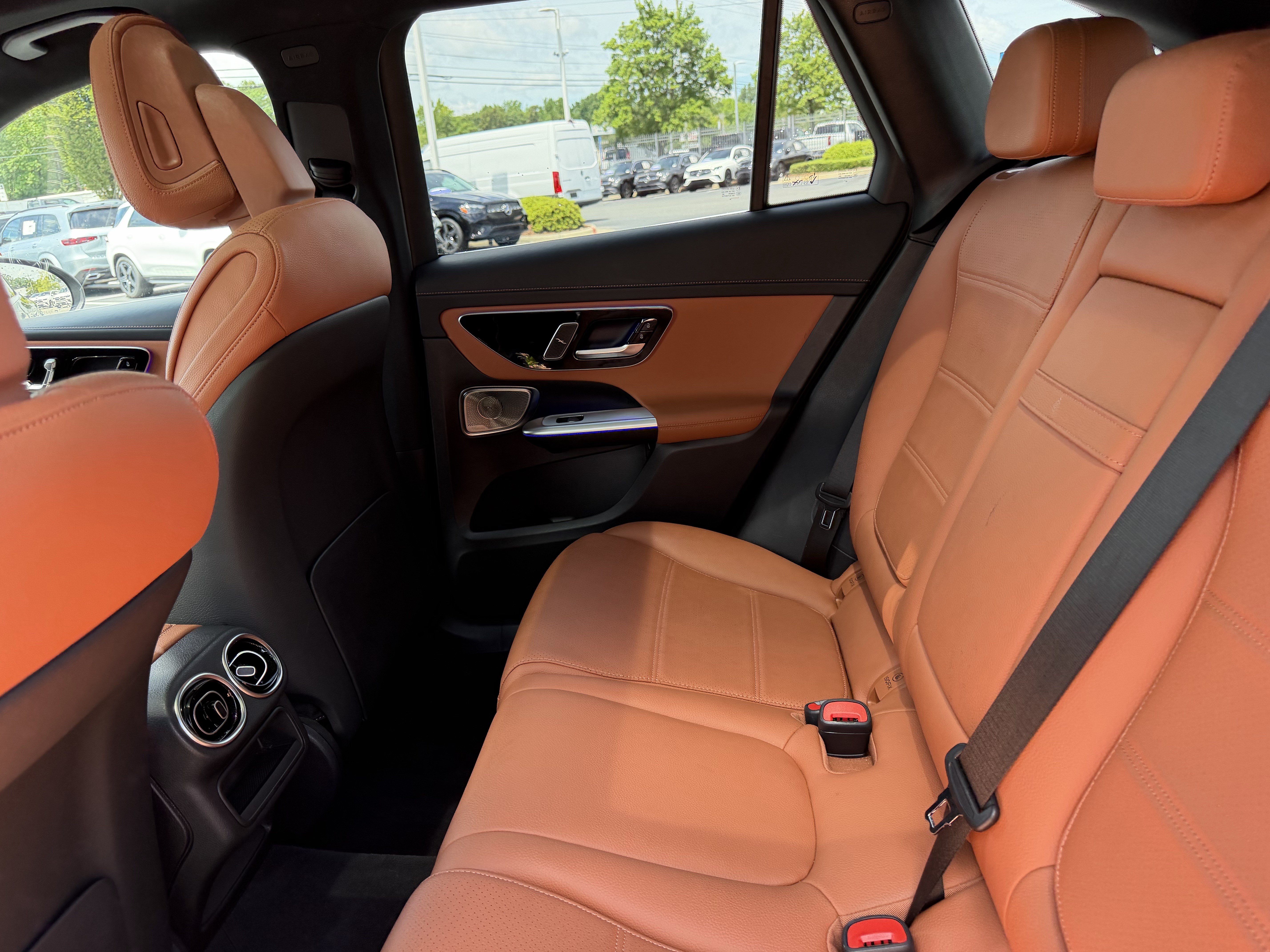 Certified 2023 Mercedes-Benz GLC 300 4MATIC w/ Exclusive Trim Package image 21