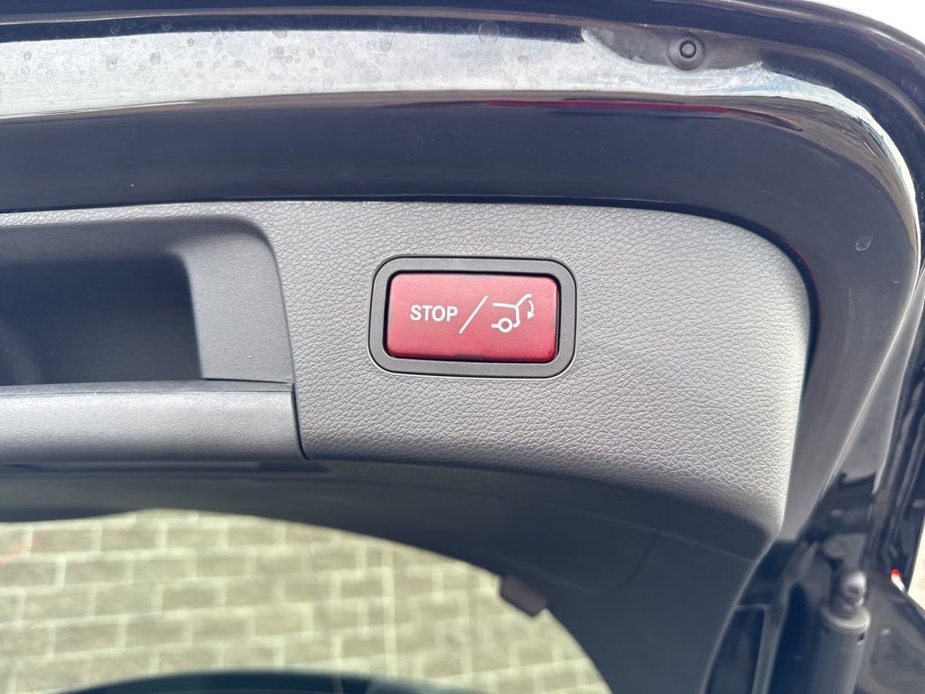 Used 2018 Mercedes-Benz GLA 250 4MATIC image 34