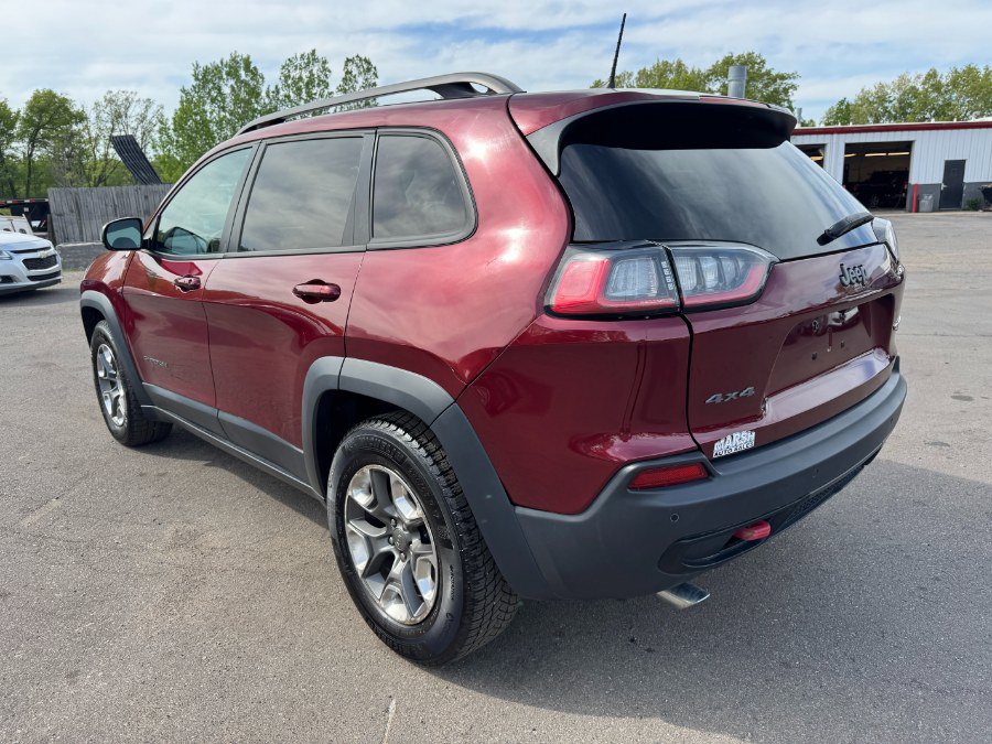 Used 2019 Jeep Cherokee Trailhawk AWD/4WD image 3