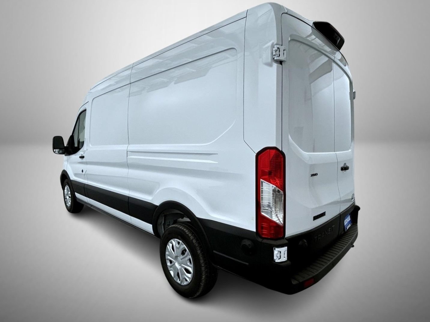 New 2027 Ford Transit 250 148 Medium Roof w/ Load Area Protection Package RWD image 7