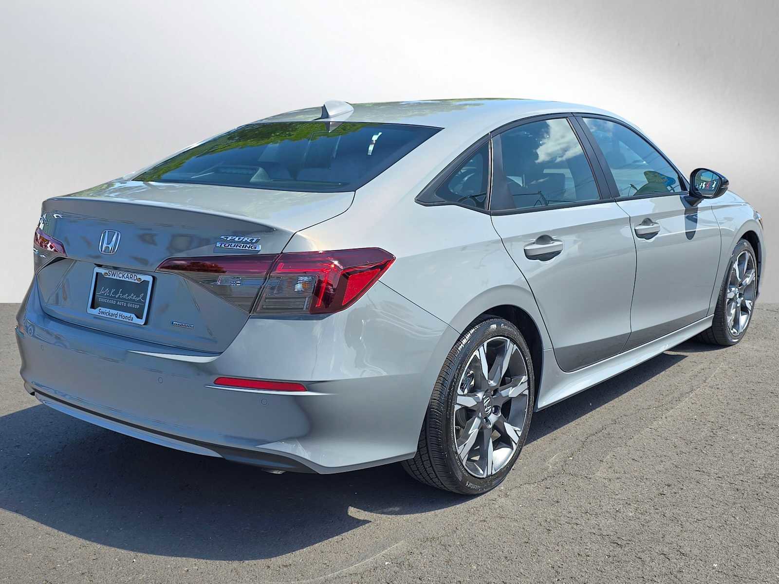 Used 2025 Honda Civic Sport Touring image 3