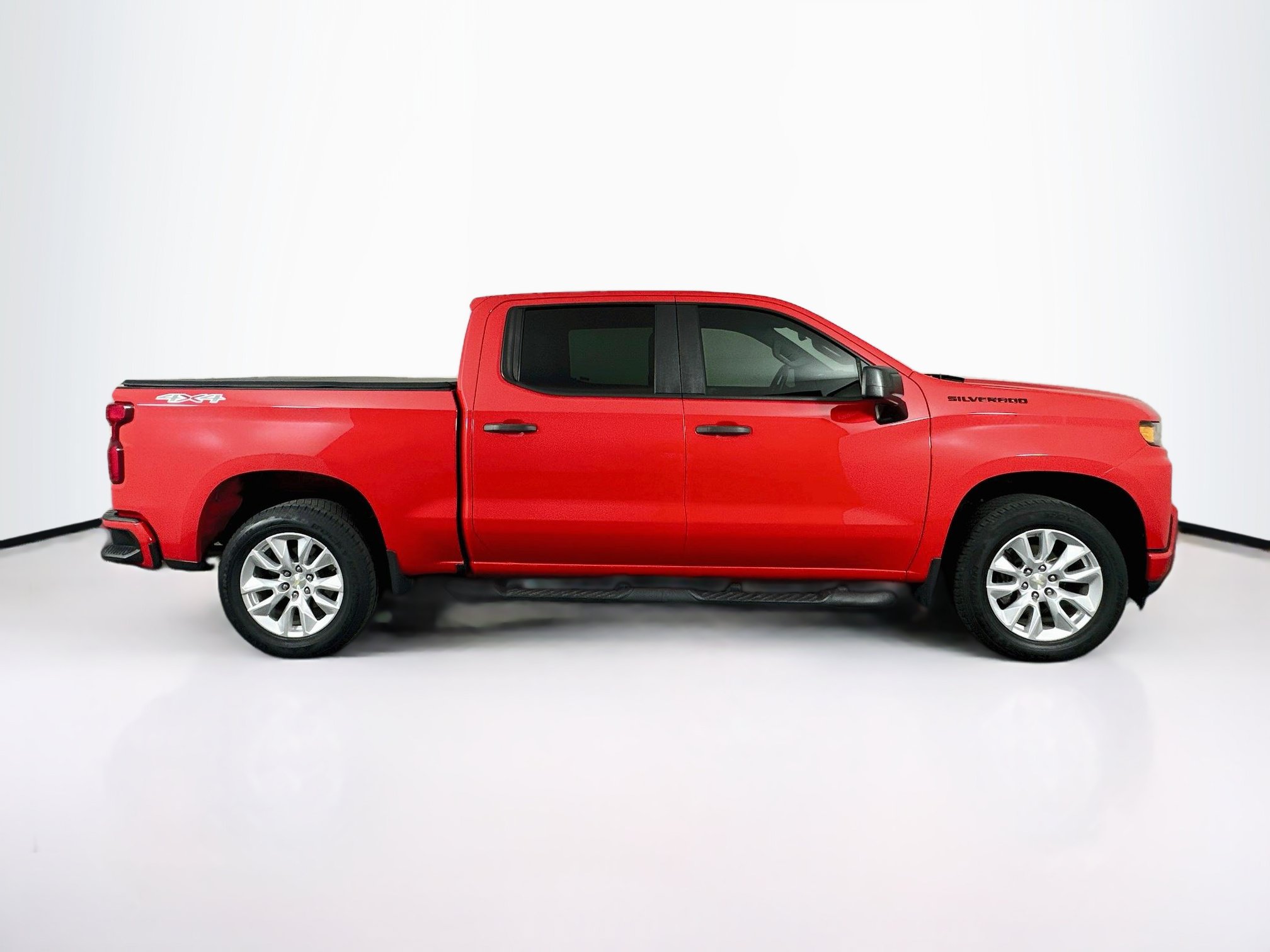 Used 2020 Chevrolet Silverado 1500 Custom w/ Custom Value Package AWD/4WD image 10