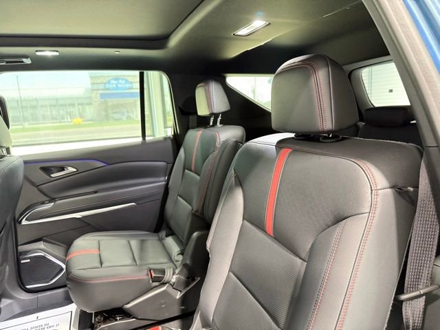 Used 2024 Chevrolet Traverse RS image 16