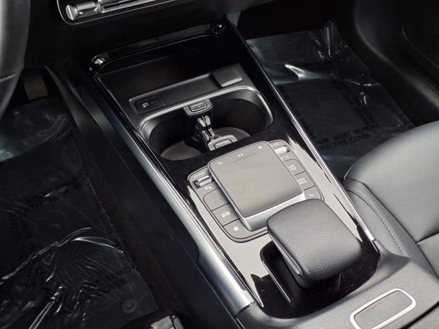 Certified 2022 Mercedes-Benz GLB 250 image 32