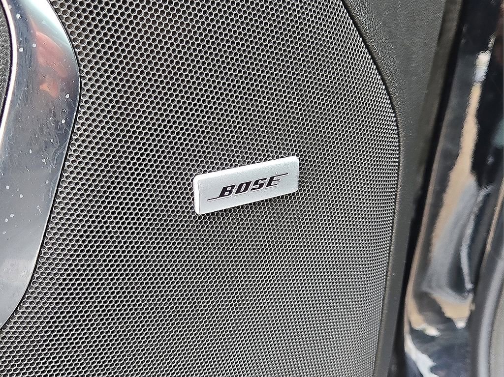 Used 2024 Chevrolet Tahoe High Country w/ Advanced Technology Package image 25