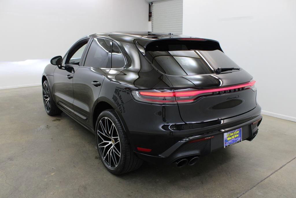 Used 2023 Porsche Macan S image 3