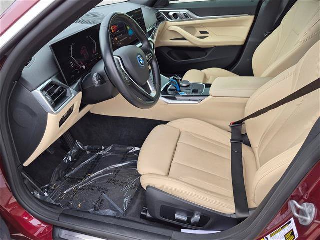 Used 2023 BMW i4 eDrive40 RWD image 16