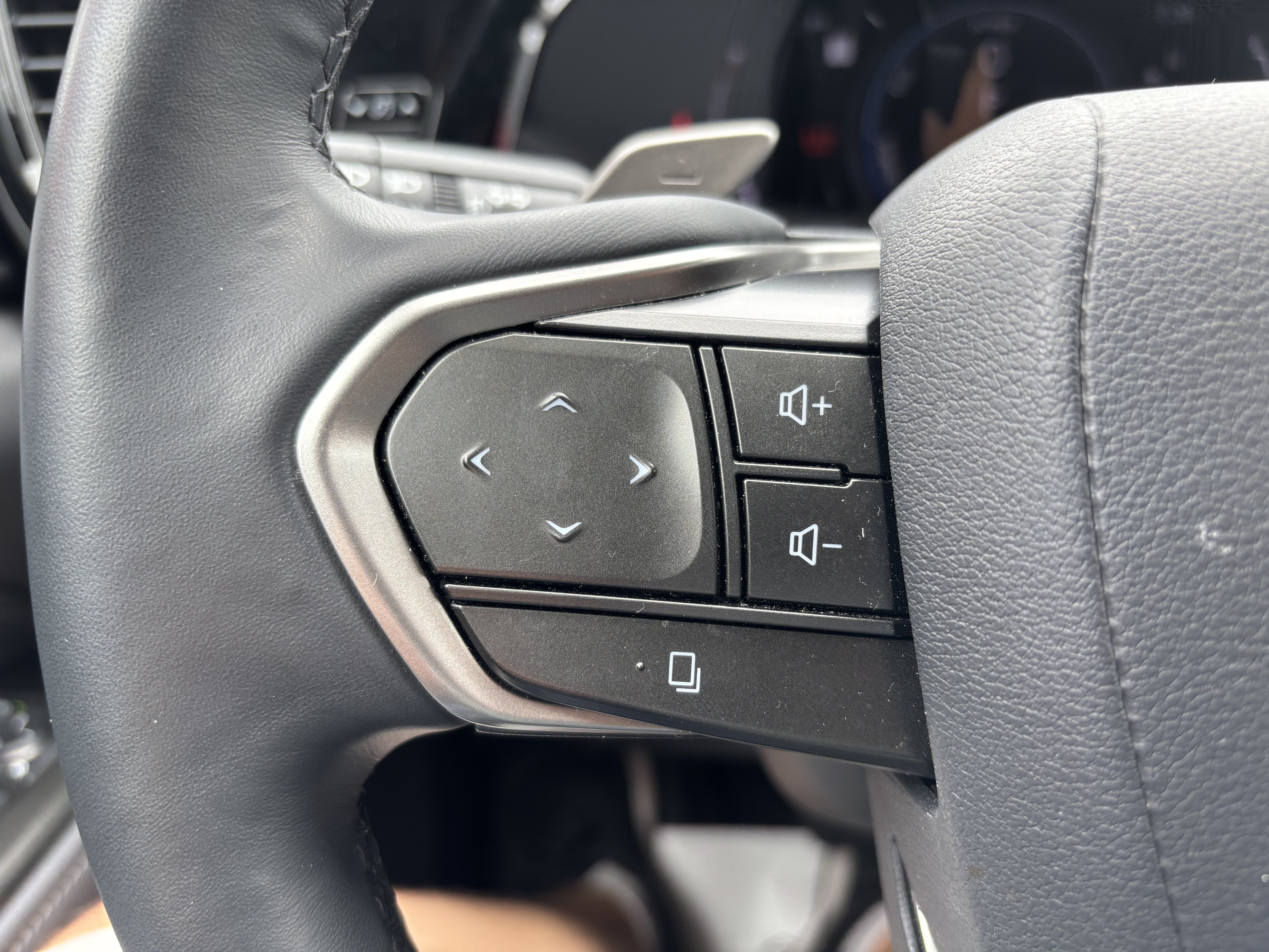 Used 2024 Lexus NX 350h AWD image 19