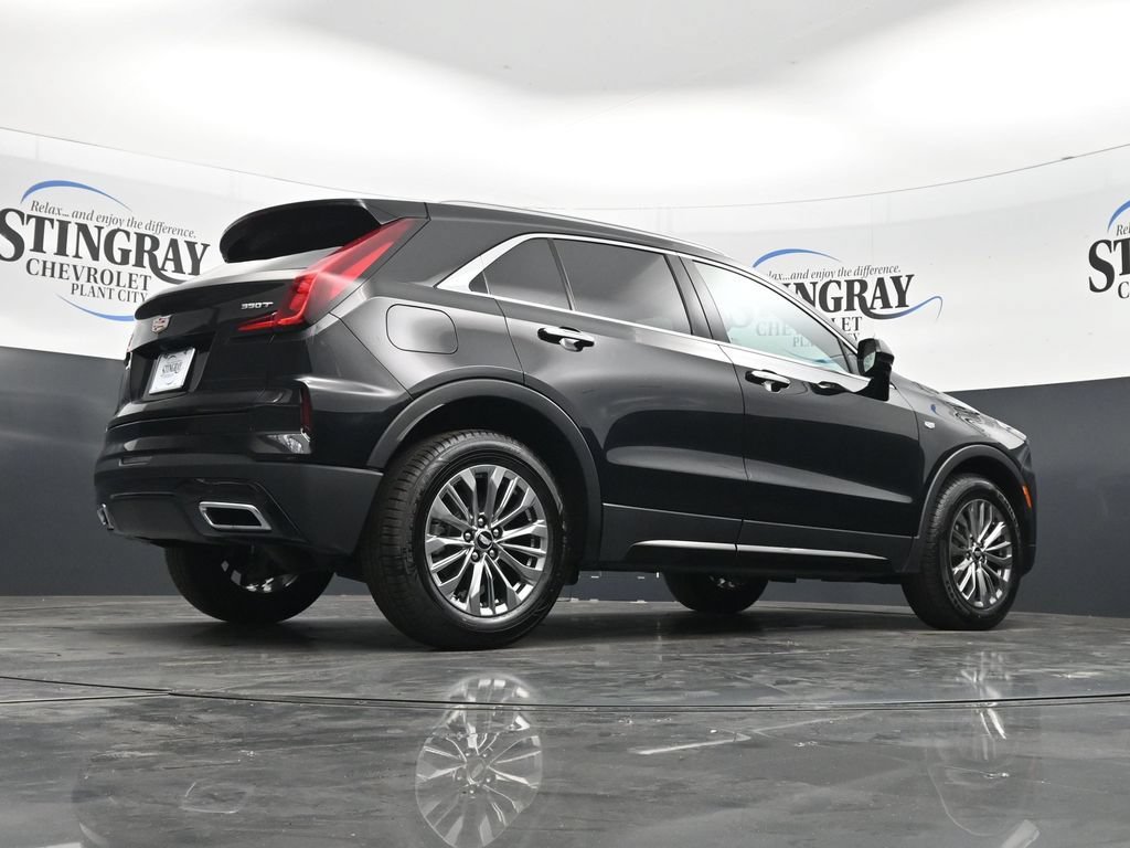 Used 2024 Cadillac XT4 Premium Luxury FWD image 32