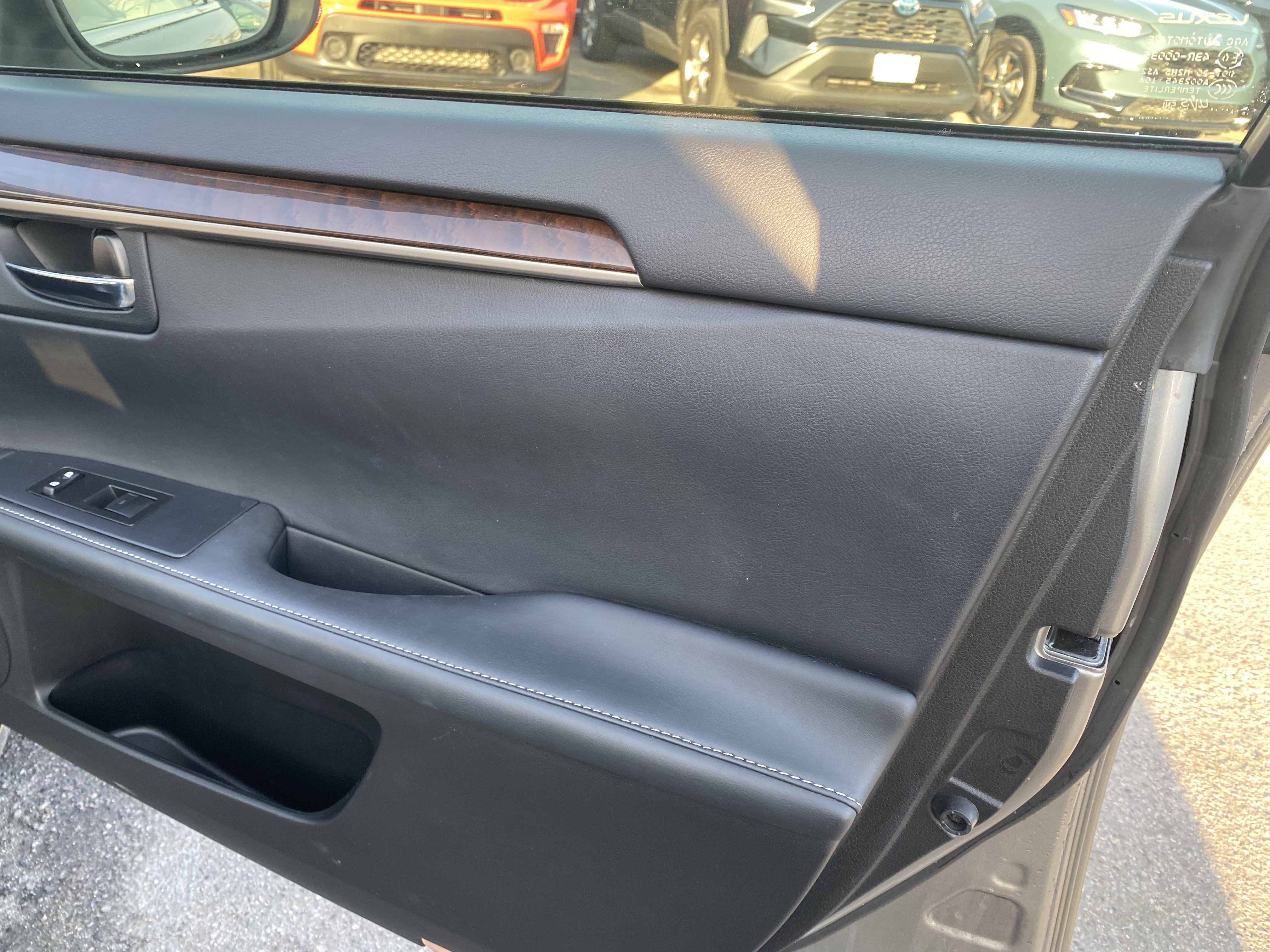 Used 2015 Lexus ES 350 w/ Luxury Package FWD image 21