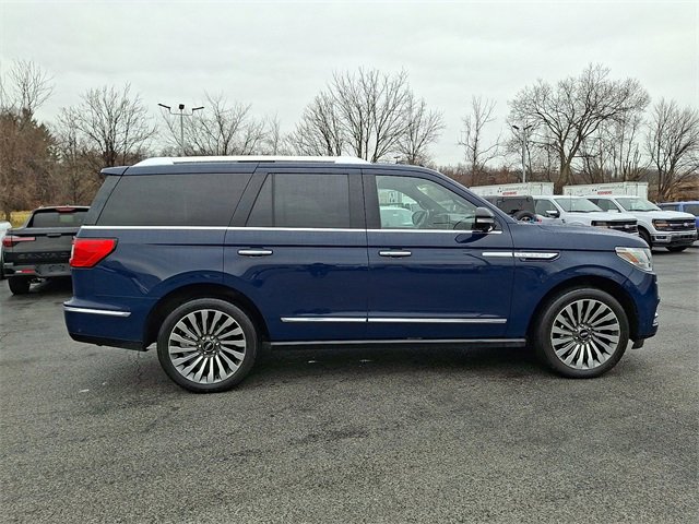 Used 2019 Lincoln Navigator Reserve w/ Cargo Package image 11