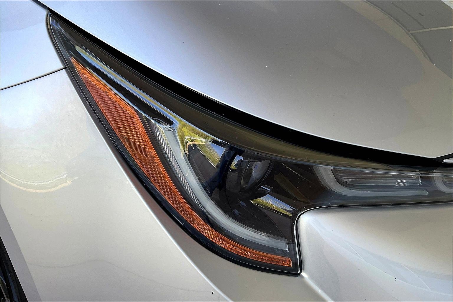 Used 2020 Toyota Corolla SE FWD image 29