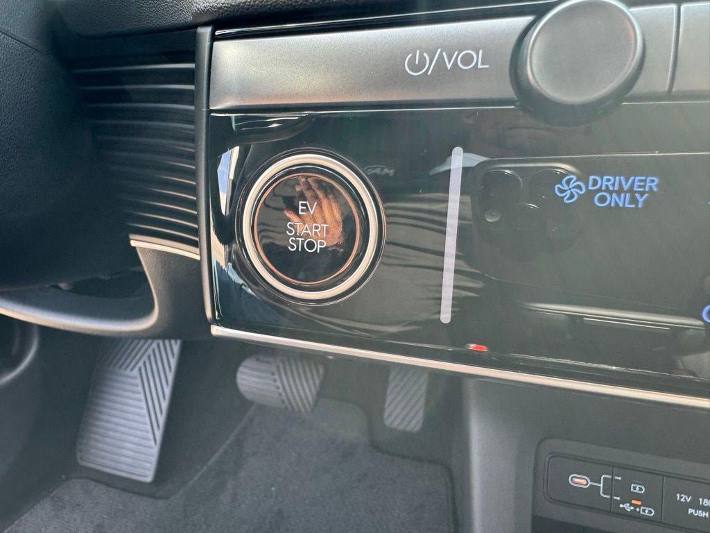 New 2025 Hyundai Ioniq 5 SEL AWD/4WD image 27