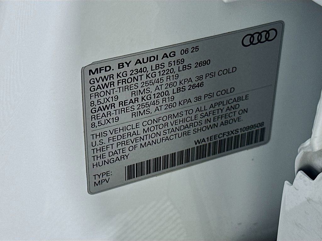 Used 2025 Audi Q3 2.0T Premium Plus w/ Premium Plus Package image 32