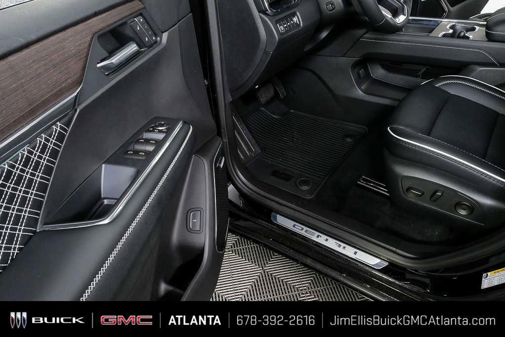 New 2026 GMC Acadia Denali w/ Super Cruise Package AWD/4WD image 9