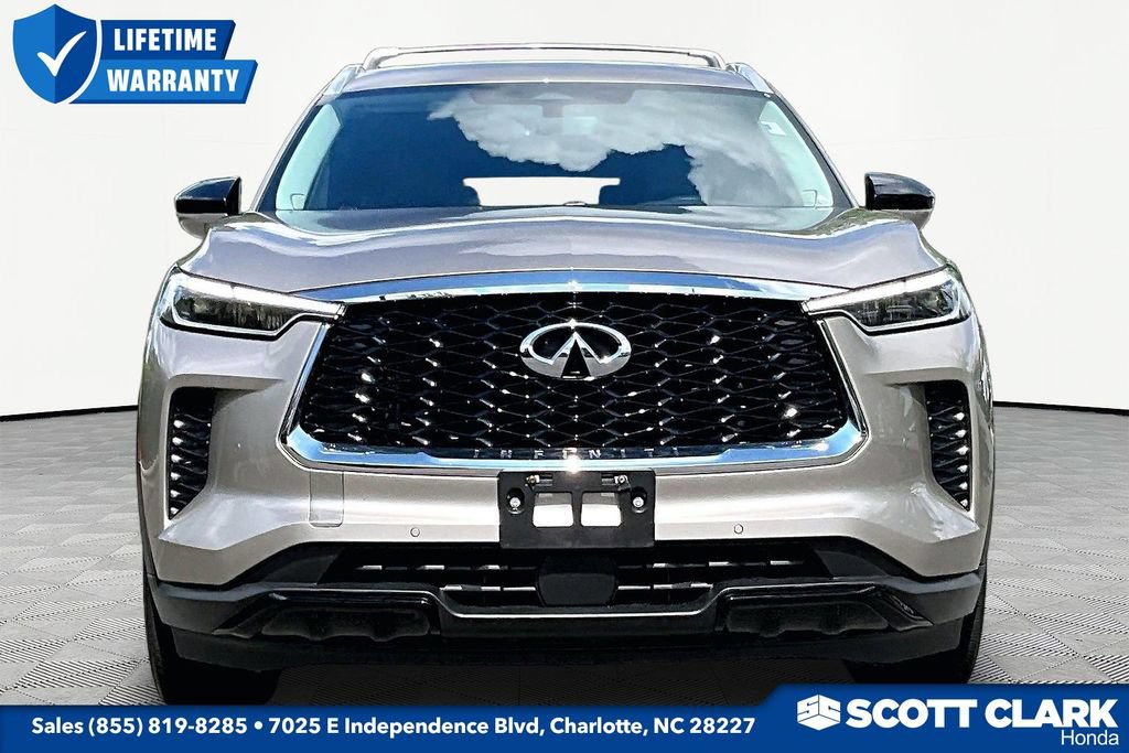 Used 2023 INFINITI QX60 Luxe w/ Performance Audio Package AWD/4WD image 2
