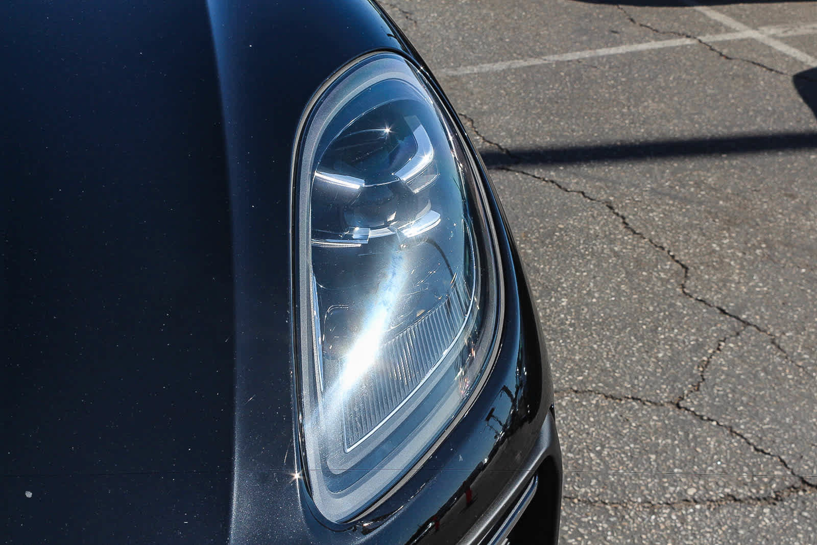 Used 2024 Porsche Macan S AWD/4WD image 10