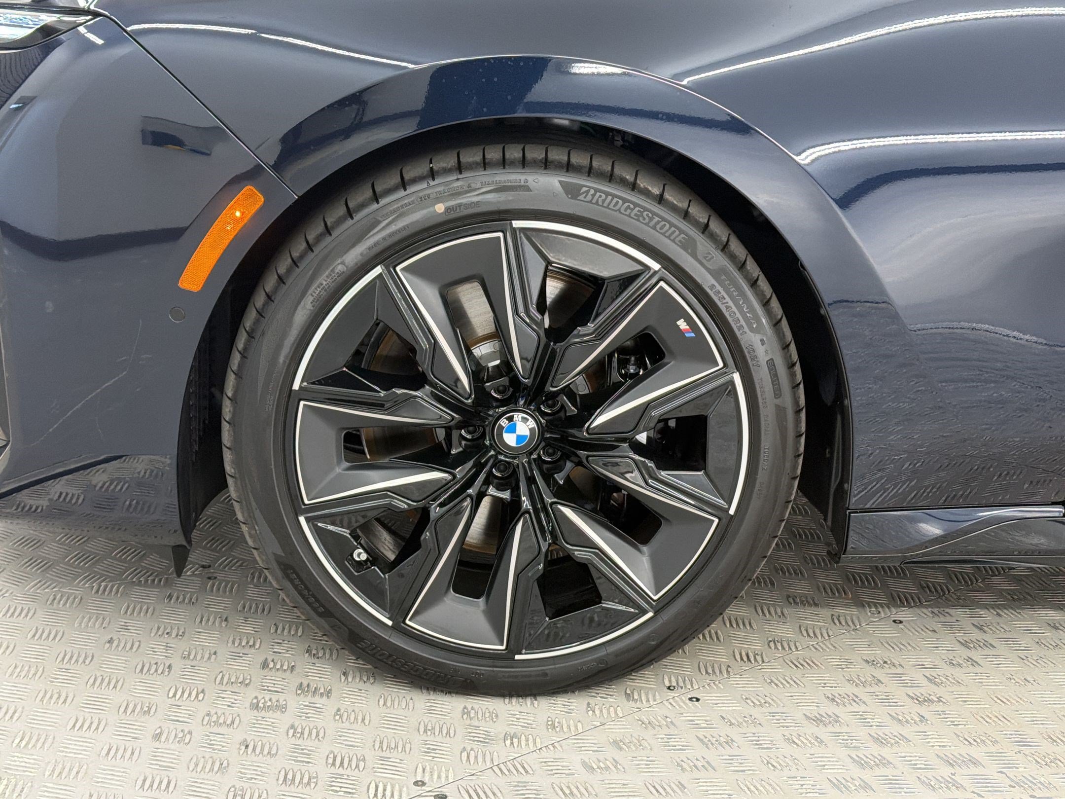 New 2026 BMW 740i xDrive w/ Executive Package AWD/4WD image 12