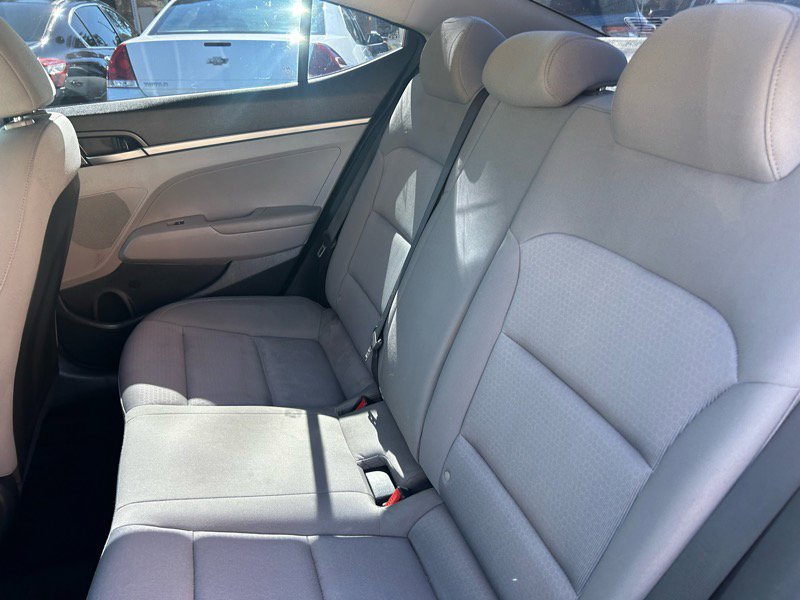 Used 2018 Hyundai Elantra SE image 15