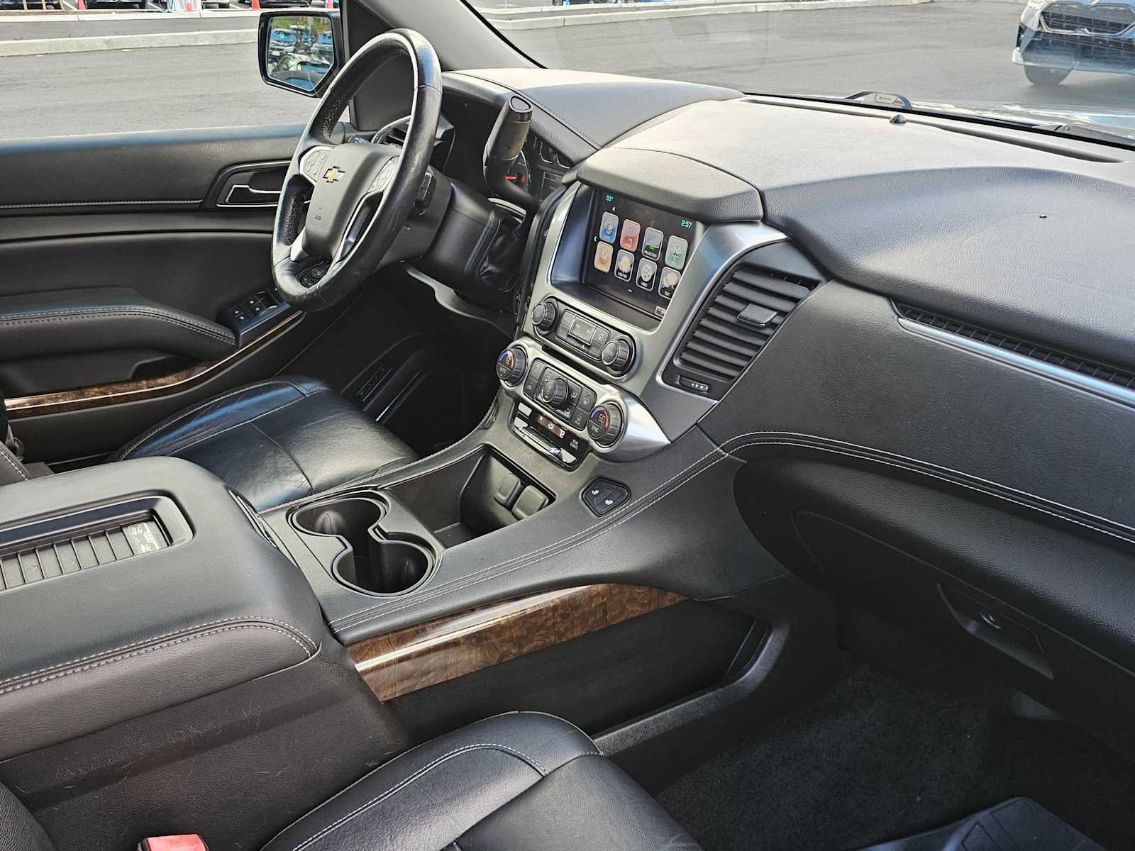 Used 2017 Chevrolet Tahoe LT image 10