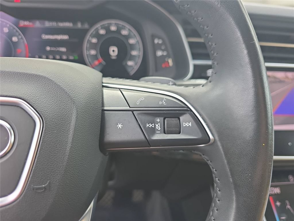 Used 2019 Audi Q8 Premium AWD/4WD image 22