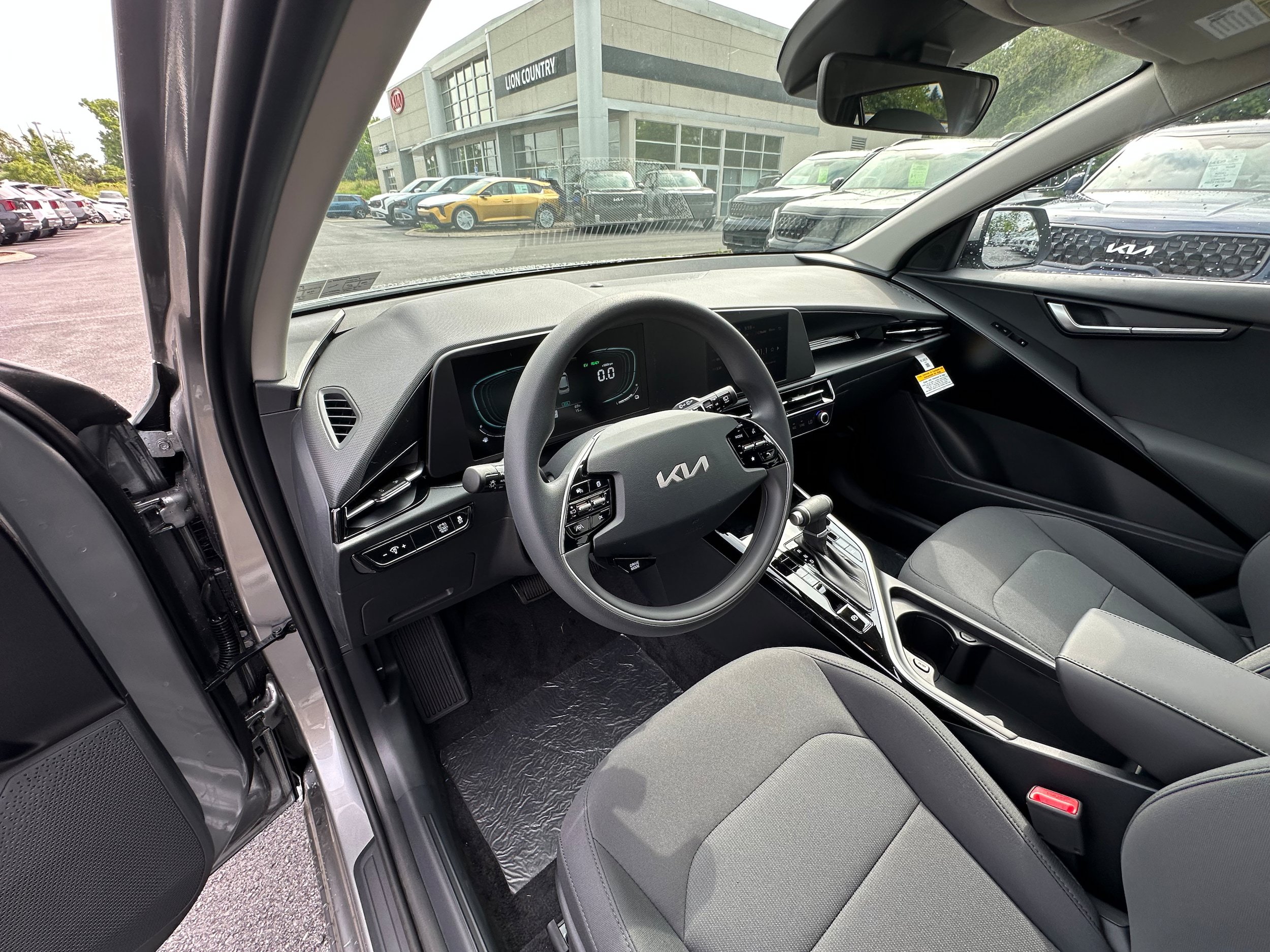 New 2026 Kia Niro LX FWD image 23