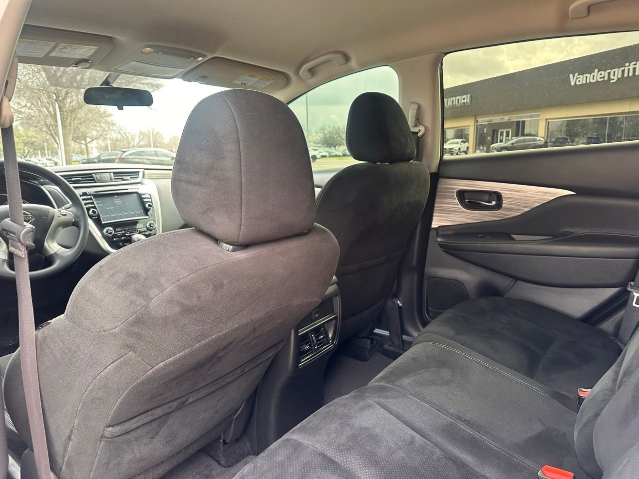 Used 2018 Nissan Murano S image 14