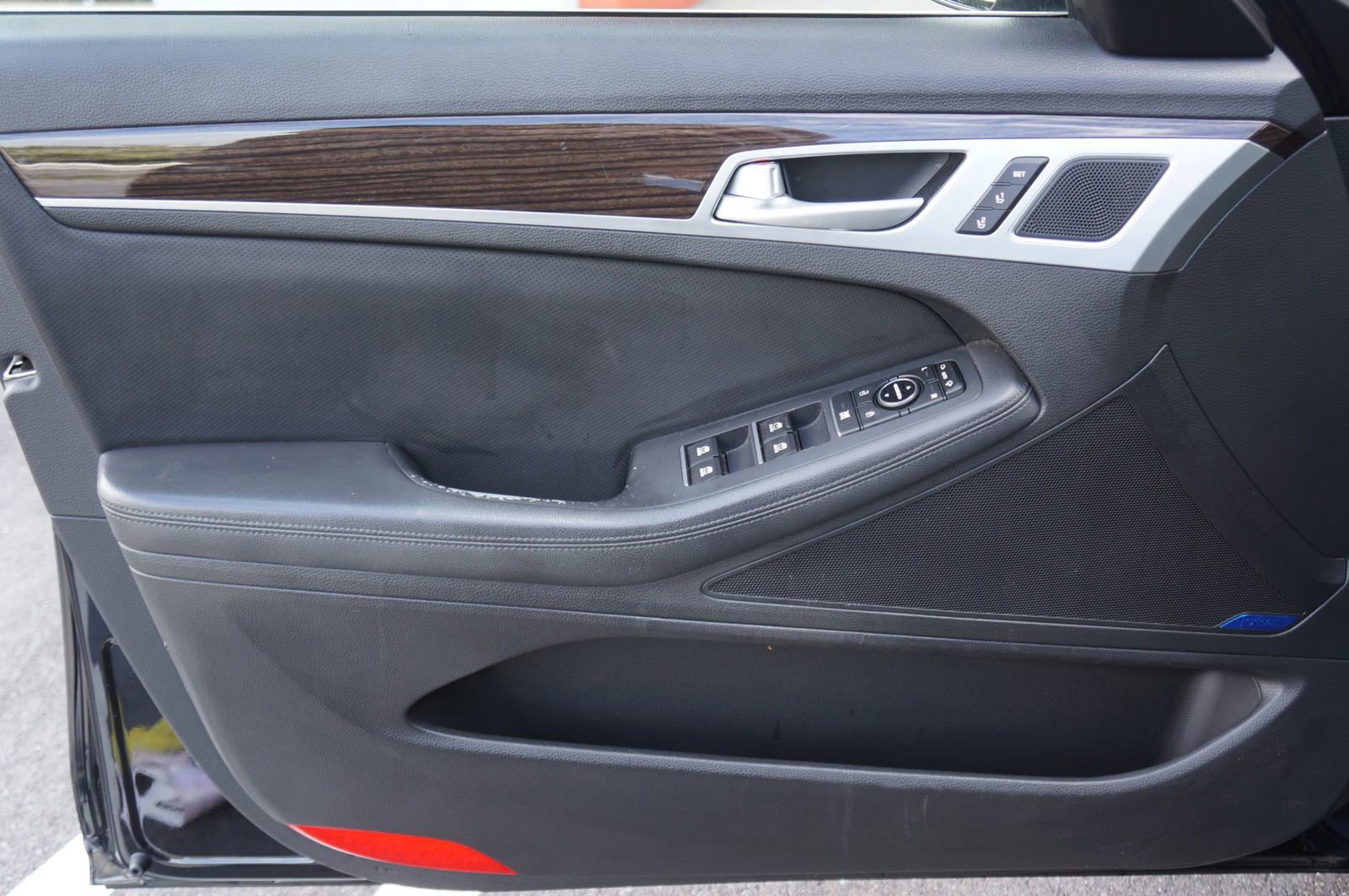 Used 2017 Genesis G80 3.8 w/ Option Group 02 image 18