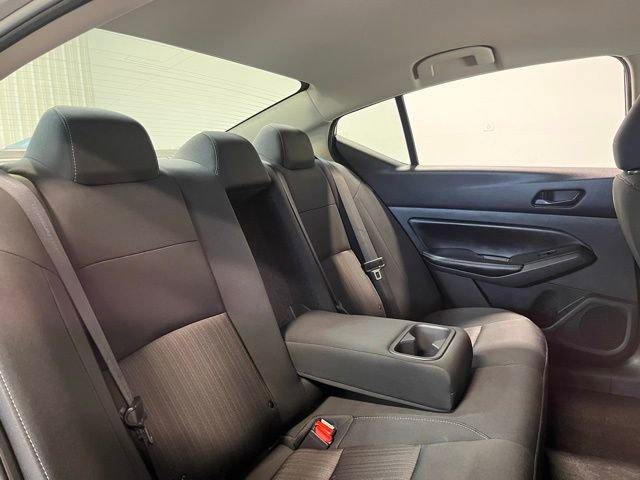 Used 2024 Nissan Altima 2.5 SV image 13