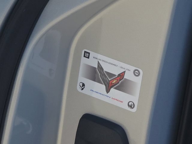 Used 2023 Chevrolet Corvette Stingray Preferred Cpe w/ Z51 Performance Package RWD image 35