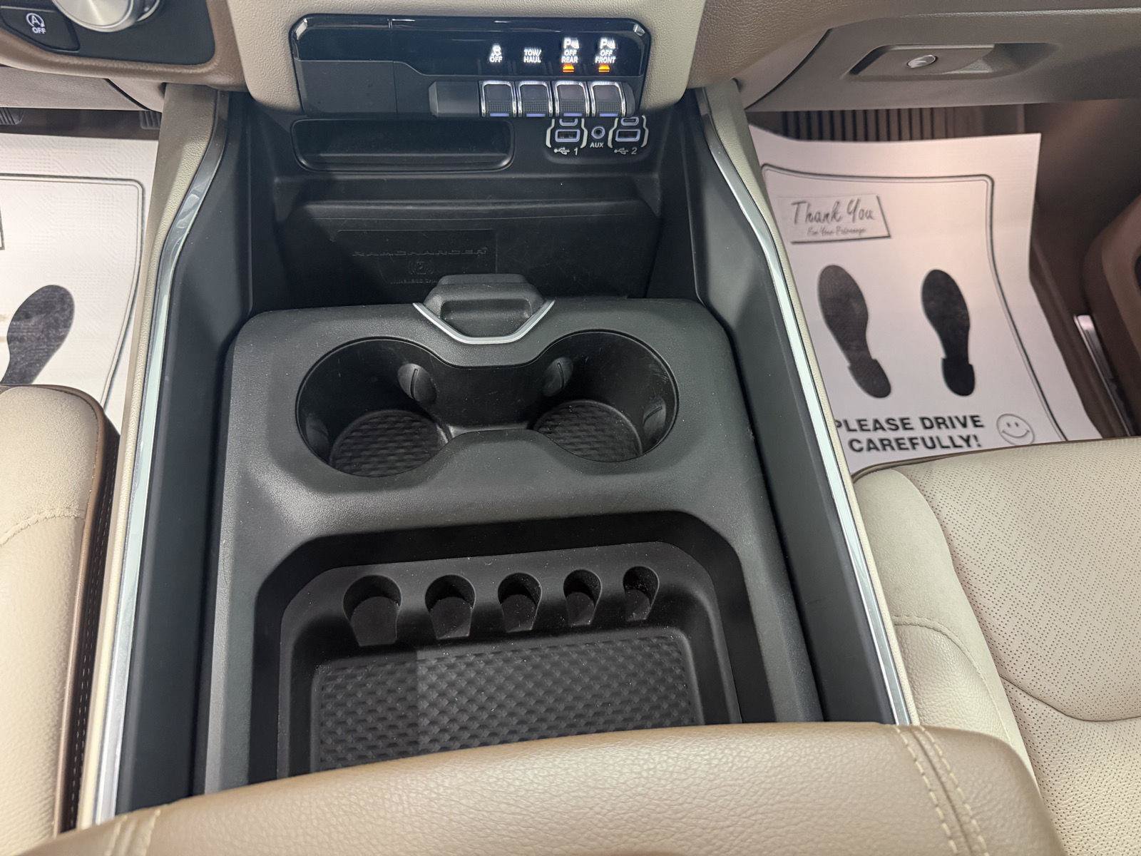 Used 2020 RAM 1500 Laramie RWD image 17