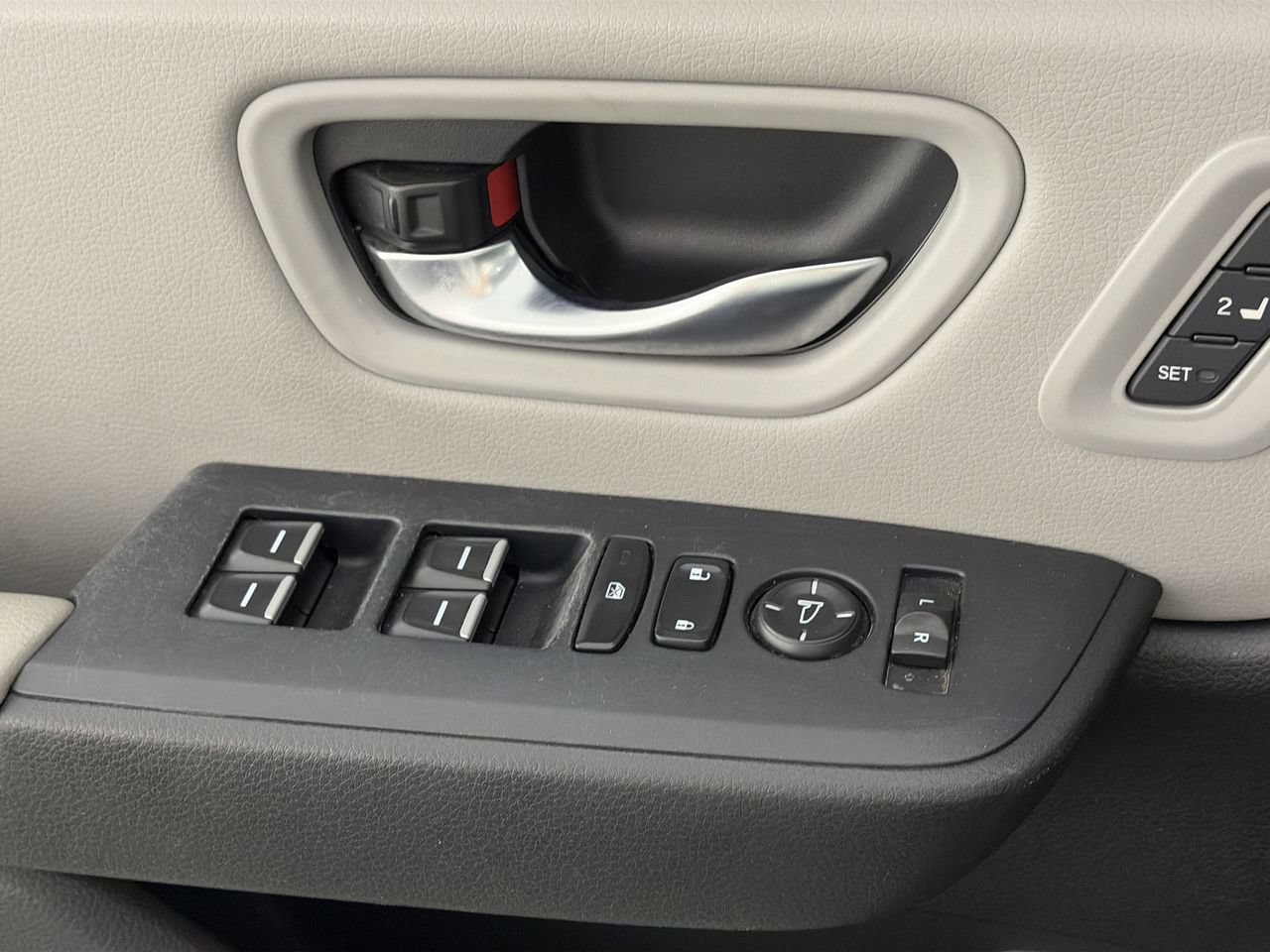 Used 2023 Honda Pilot Touring image 18
