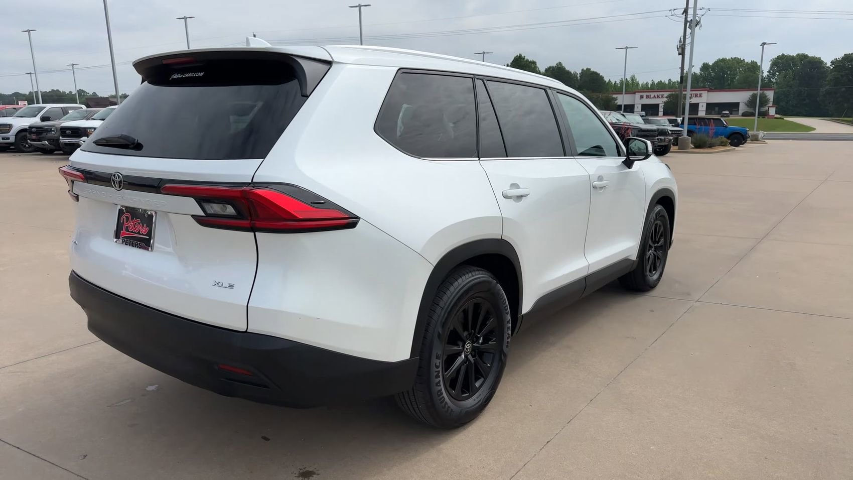 Used 2024 Toyota Grand Highlander AWD image 9