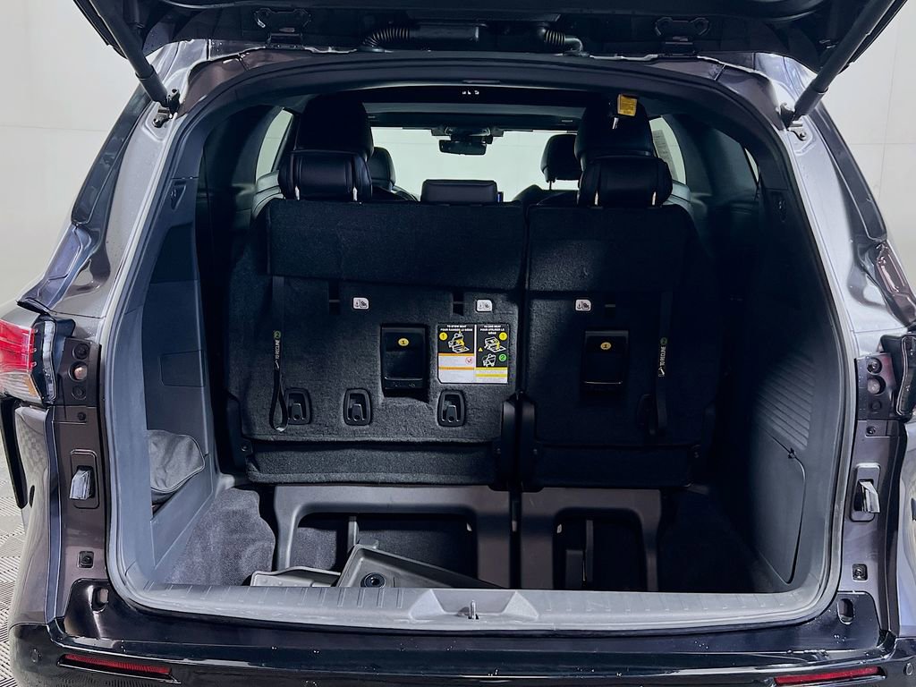 Certified 2025 Toyota Sienna Platinum AWD/4WD image 24